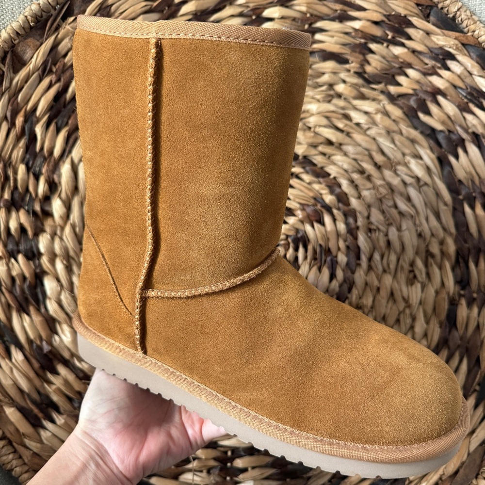 KOOLABURRA by UGG Short Boots Size 9